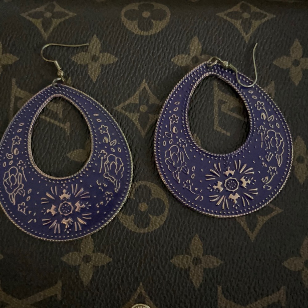 3 for $5 - Purple metal earrings from forever 21